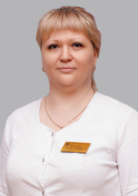 Заведующий структурного подразделения, врач-терапевт Филькова Елена Владимировна